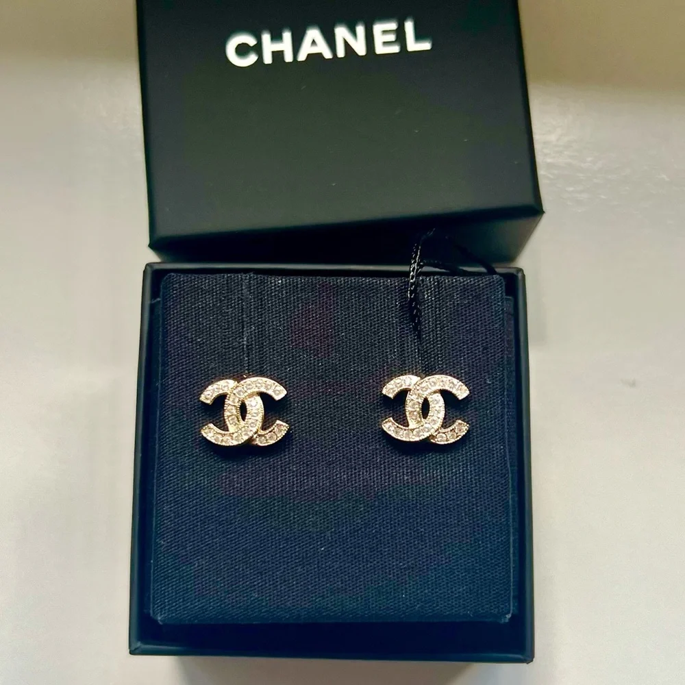 🔥CHANEL Crystal CC Earrings